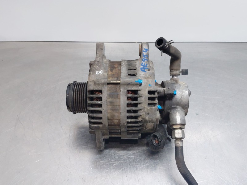 Recambio de alternador para opel combo tour 1.7 cdti 16v referencia OEM IAM   