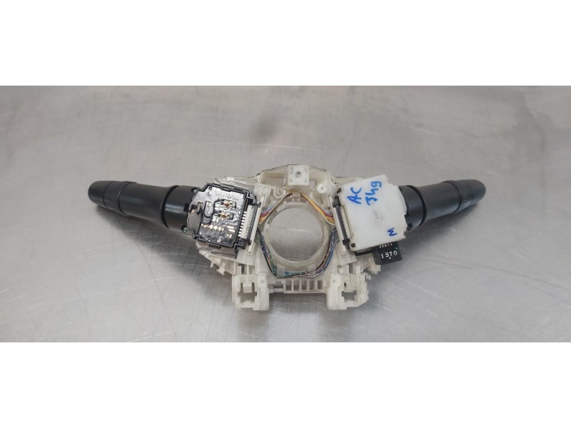 Recambio de mando multifuncion para citroen c-crosser exclusive referencia OEM IAM 8600A228   Recambio de mando multifuncion para citroen c-crosser exclusive referencia OEM IAM 8600A228