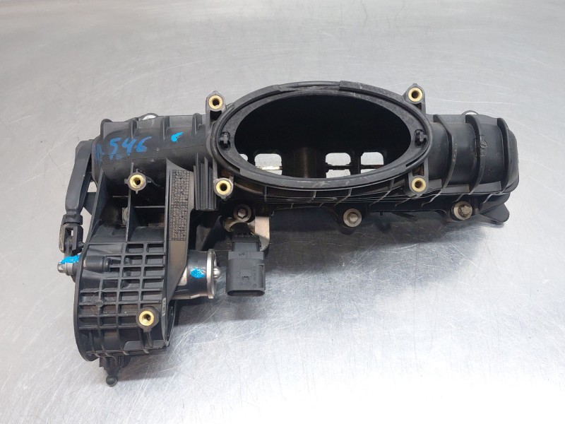 Recambio de colector admision para mercedes-benz clase gla (w156) 200 d referencia OEM IAM A6510904937  