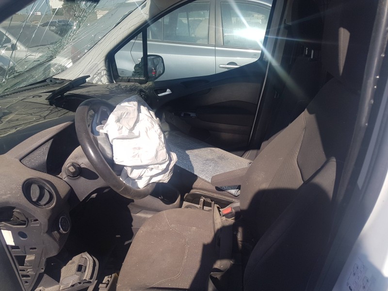 ford transit courier del año 2016