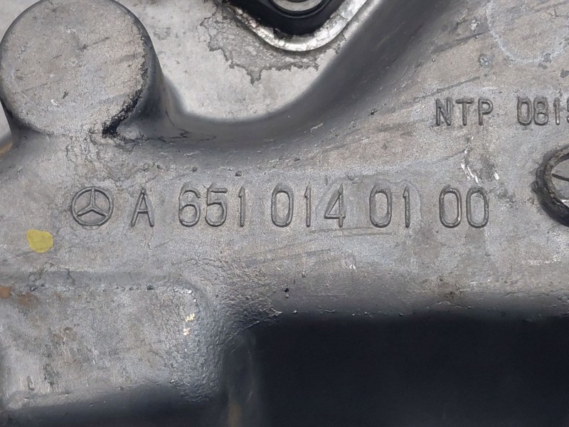 Recambio de carter para mercedes-benz clase gla (w156) 200 d referencia OEM IAM A2463700112 A6510140100 