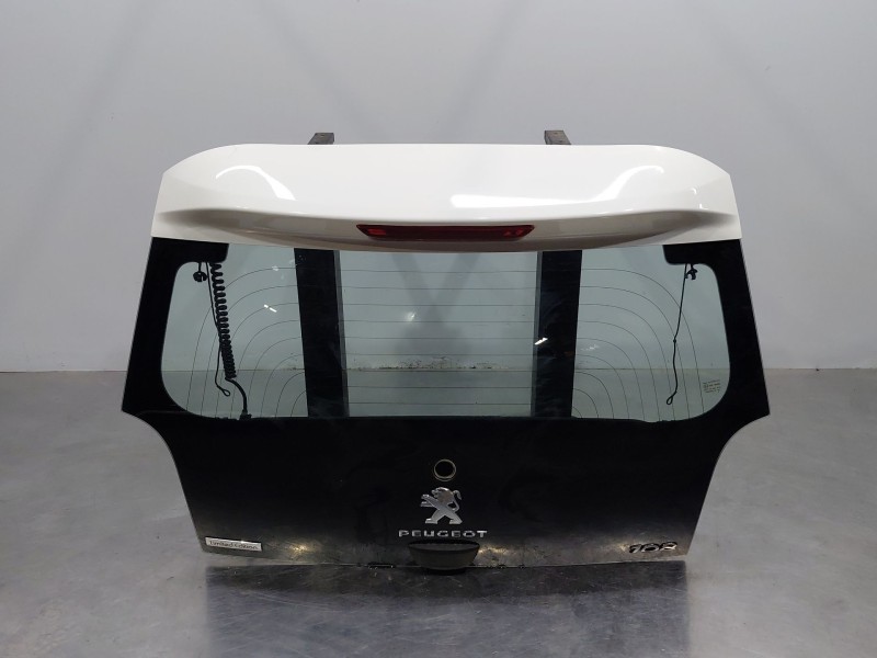 Recambio de porton trasero para peugeot 108 1.0 vti 72 referencia OEM IAM   