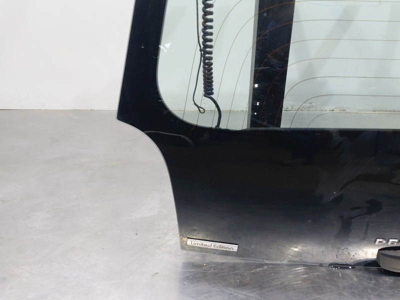 Recambio de porton trasero para peugeot 108 1.0 vti 72 referencia OEM IAM   