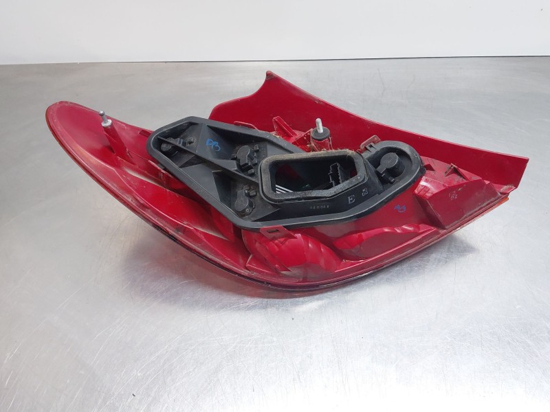 Recambio de piloto trasero derecho para peugeot 207/207+ (wa_, wc_) 1.4 referencia OEM IAM   