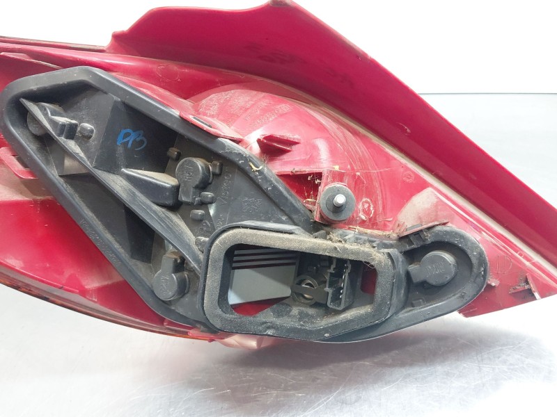 Recambio de piloto trasero derecho para peugeot 207/207+ (wa_, wc_) 1.4 referencia OEM IAM   