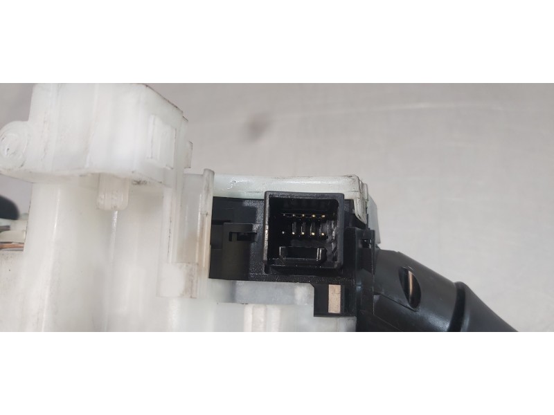 Recambio de mando multifuncion para citroen c-crosser exclusive referencia OEM IAM 8600A228   Recambio de mando multifuncion para citroen c-crosser exclusive referencia OEM IAM 8600A228