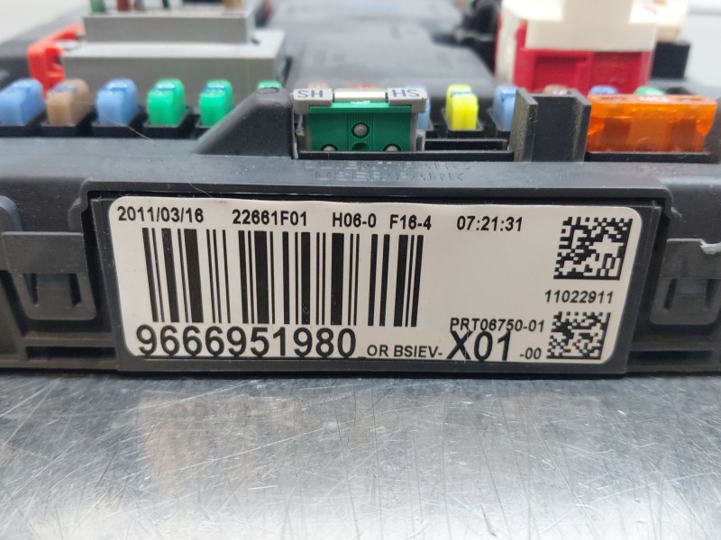 Recambio de caja reles / fusibles para peugeot 207/207+ (wa_, wc_) 1.4 hdi referencia OEM IAM   
