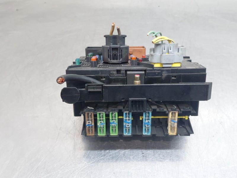 Recambio de caja reles / fusibles para peugeot 207/207+ (wa_, wc_) 1.4 referencia OEM IAM   