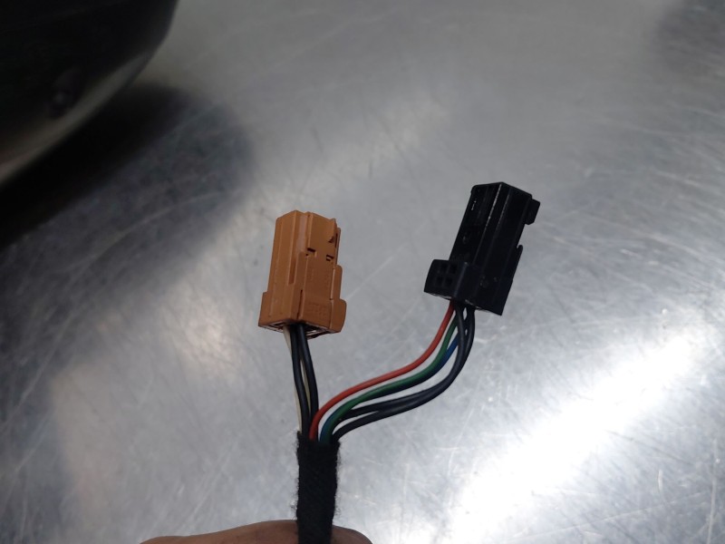 Recambio de retrovisor derecho para peugeot 207/207+ (wa_, wc_) 1.4 hdi referencia OEM IAM   
