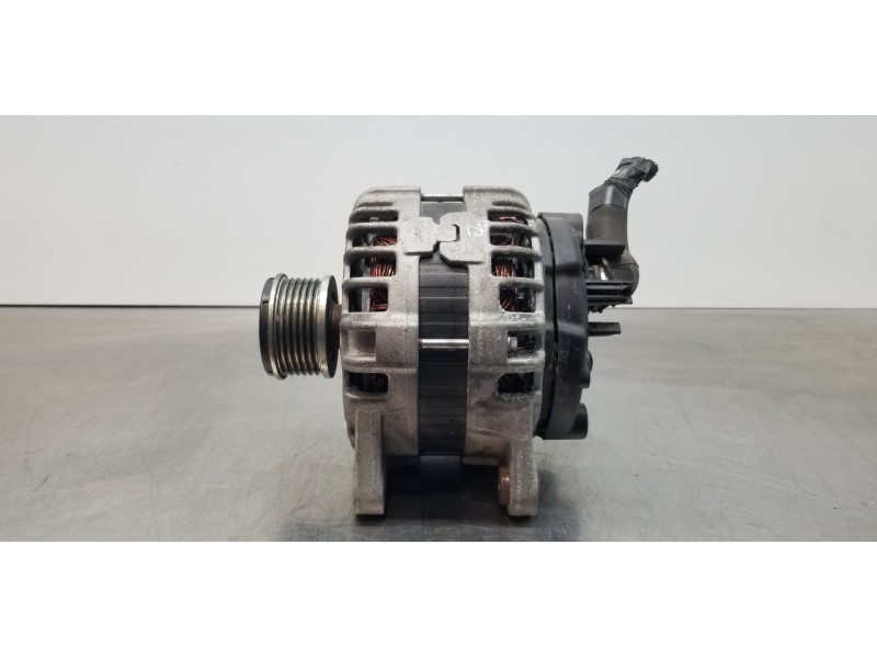 Recambio de alternador para nissan qashqai (j11) visia referencia OEM IAM 231004EA0A  