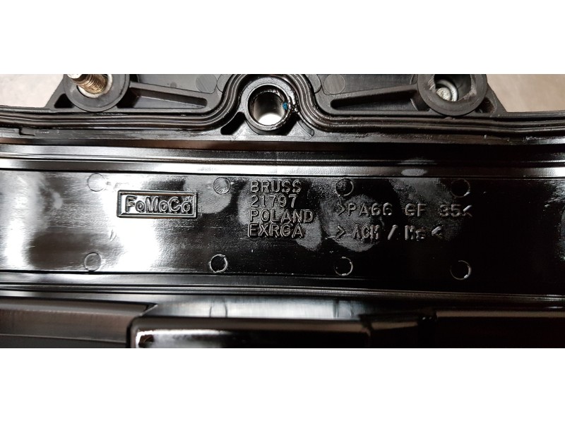 Recambio de tapa balancines para ford fiesta (ccn) trend referencia OEM IAM CM5G6K271CK  