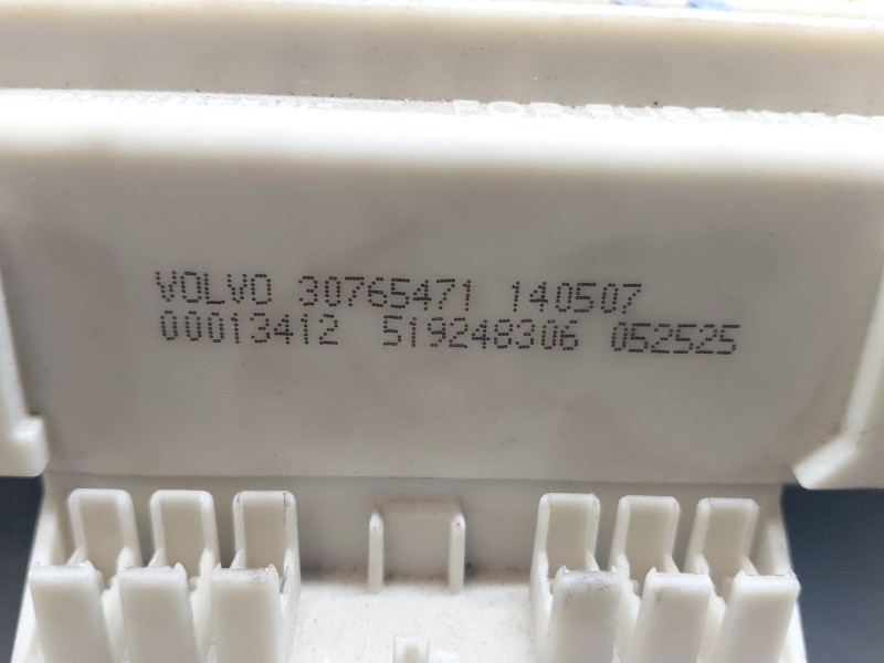 Recambio de caja reles / fusibles para volvo c30 (533) 1.6 d referencia OEM IAM   