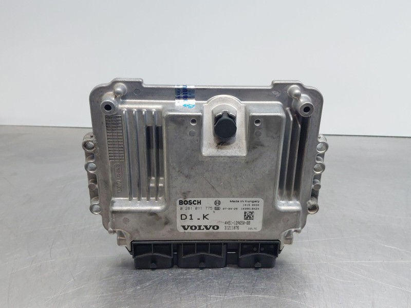 Recambio de centralita motor uce para volvo c30 (533) 1.6 d referencia OEM IAM   