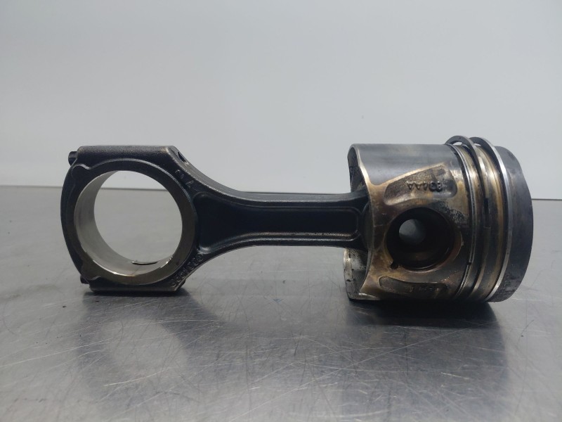 Recambio de biela para mercedes-benz clase gla (w156) 200 d referencia OEM IAM A6510300020  