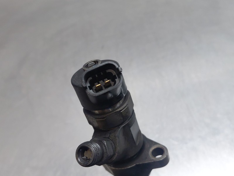 Recambio de inyector para volvo c30 (533) 1.6 d referencia OEM IAM 0445110259  