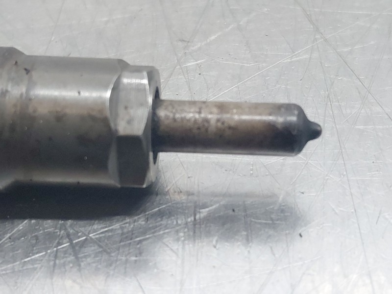 Recambio de inyector para mercedes-benz clase gla (w156) 200 d referencia OEM IAM A6510702387  