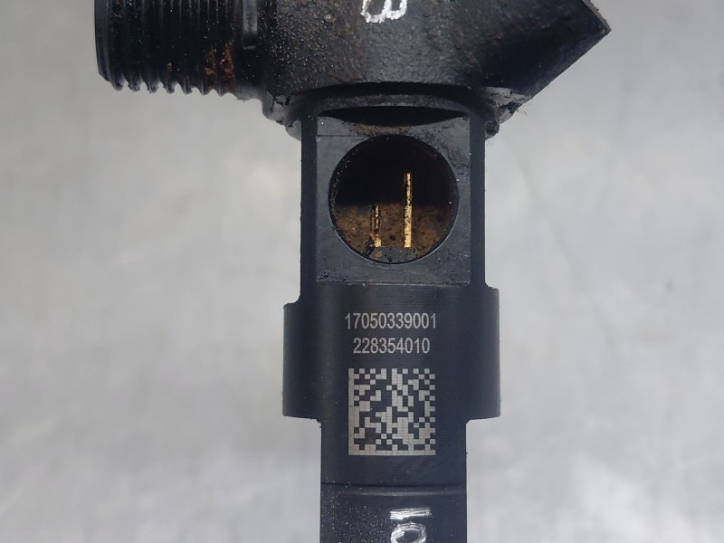 Recambio de inyector para mercedes-benz clase gla (w156) 200 d referencia OEM IAM A6510702387  