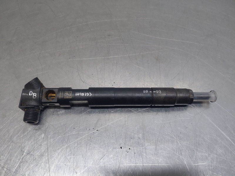 Recambio de inyector para mercedes-benz clase gla (w156) 200 d referencia OEM IAM A6510702387  
