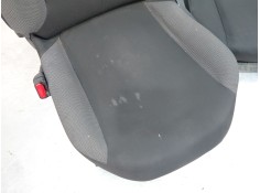 Recambio de juego asientos completo para peugeot 108 1.0 vti 72 referencia OEM IAM B000652680 B000653080  2