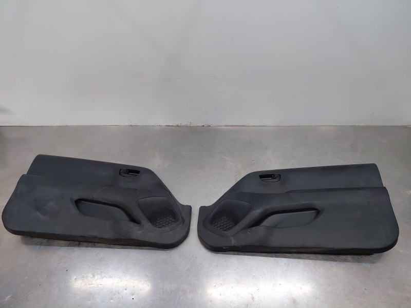 Recambio de juego asientos completo para peugeot 108 1.0 vti 72 referencia OEM IAM B000652680 B000653080 