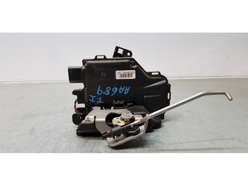 Recambio de cerradura puerta trasera izquierda para audi a4 berlina (8e) 2.4 referencia OEM IAM 8E0839015C  