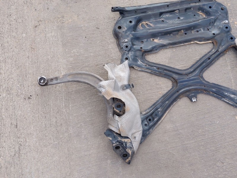 Recambio de puente delantero para audi a4 avant (8w5) s line referencia OEM IAM 8W1399347G  