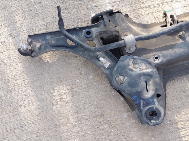 Recambio de puente delantero para opel corsa f (p2jo) 1.2 (68) referencia OEM IAM 9834696980  
