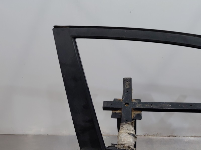 Recambio de puerta delantera derecha para ford fiesta (ccn) confort referencia OEM IAM 1806114  