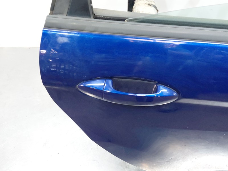 Recambio de puerta trasera derecha para ford fiesta (ccn) confort referencia OEM IAM 1692501  