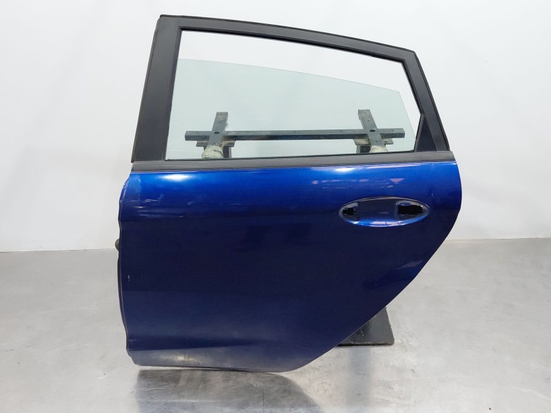 Recambio de puerta trasera izquierda para ford fiesta (ccn) confort referencia OEM IAM 1692503  