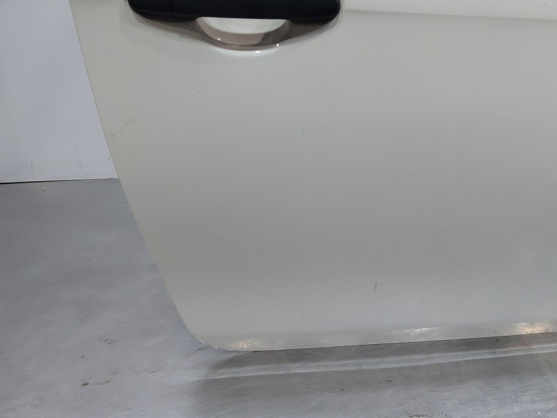 Recambio de puerta delantera derecha para peugeot 108 1.0 vti 72 referencia OEM IAM B000968480  