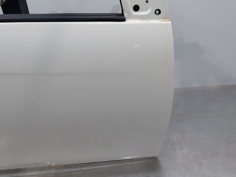Recambio de puerta delantera derecha para peugeot 108 1.0 vti 72 referencia OEM IAM B000968480  