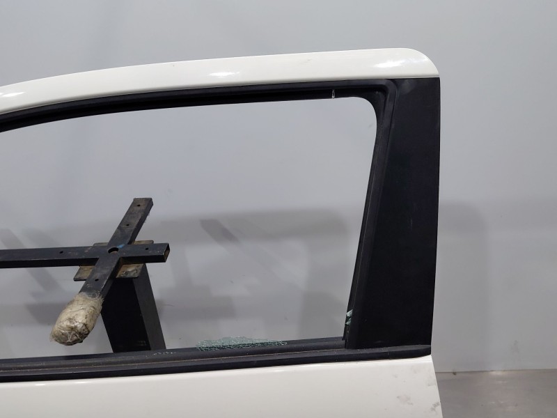 Recambio de puerta delantera izquierda para peugeot 108 1.0 vti 72 referencia OEM IAM B000968680  