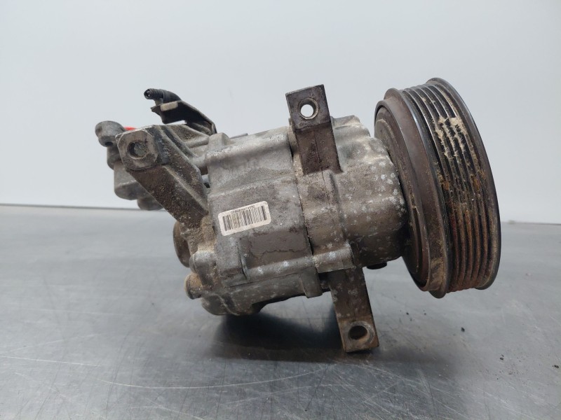Recambio de compresor aire acondicionado para dacia lodgy xplore referencia OEM IAM 926001489R  