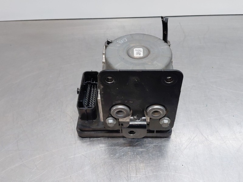 Recambio de abs para ford fiesta (ccn) confort referencia OEM IAM 2075939  