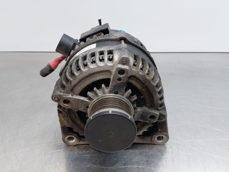 Recambio de alternador para ford fiesta (ccn) confort referencia OEM IAM 2414991  