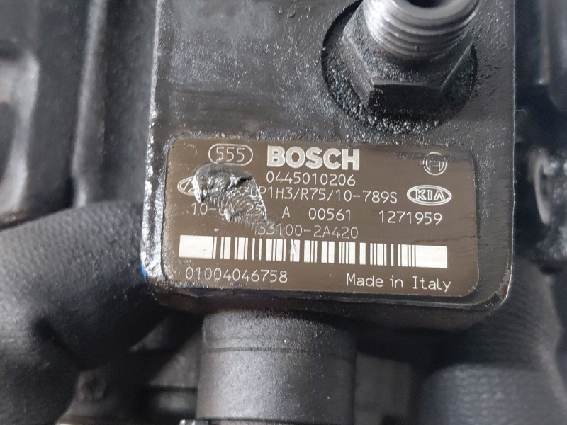Recambio de bomba inyeccion para kia cee´d hatchback (ed) 1.6 crdi 90 referencia OEM IAM 331002A420 0445010206 