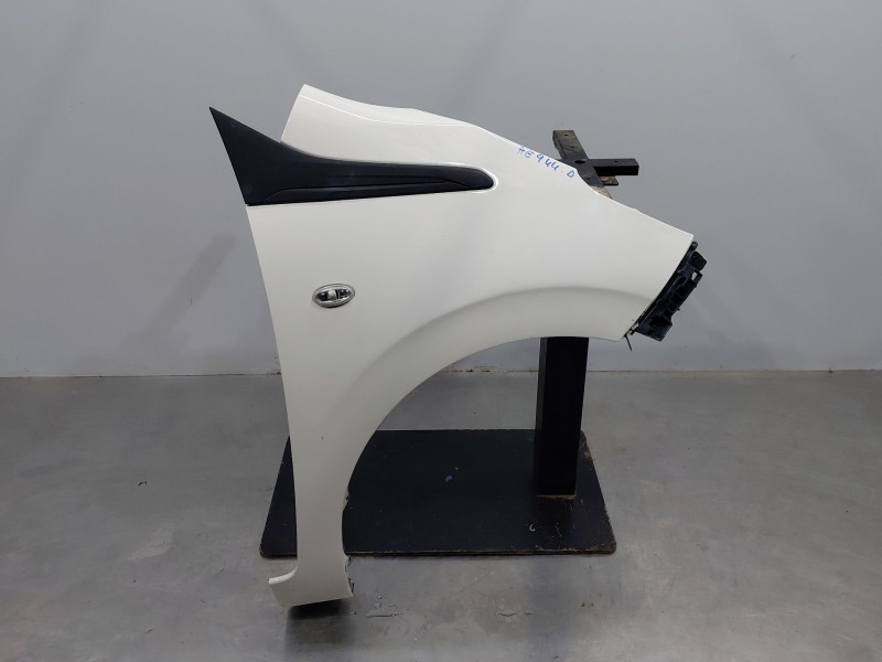 Recambio de aleta delantera derecha para peugeot 108 1.0 vti 72 referencia OEM IAM B000910680  
