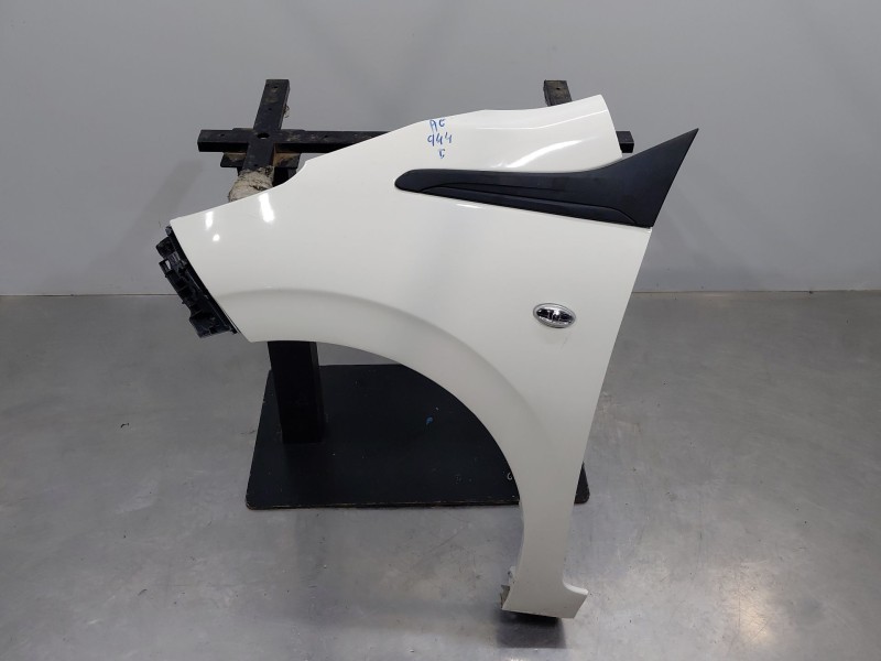 Recambio de aleta delantera izquierda para peugeot 108 1.0 vti 72 referencia OEM IAM B000910580  