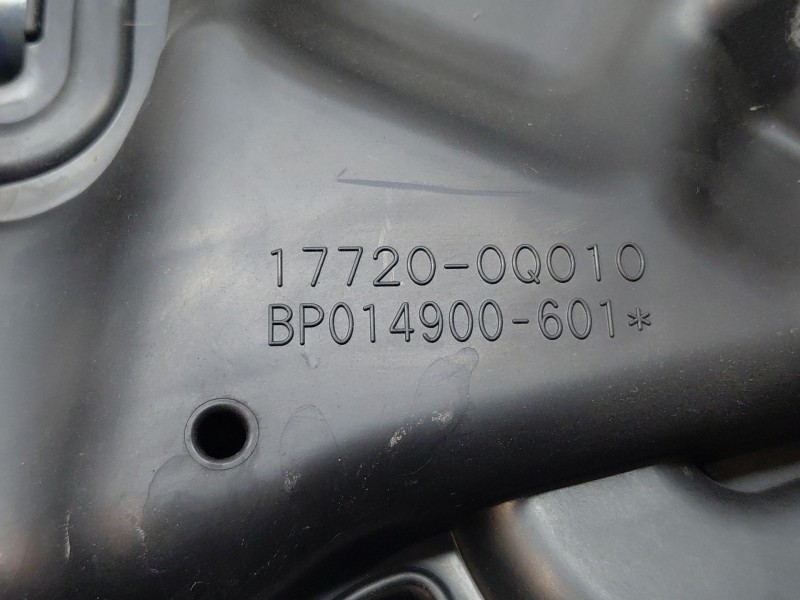 Recambio de filtro aire para peugeot 108 1.0 vti 72 referencia OEM IAM B001142380 177200Q010 