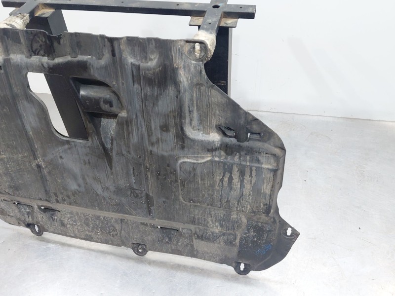 Recambio de cubrecarter para volvo c30 (533) 1.6 d referencia OEM IAM 31269431  