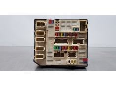 Recambio de caja reles / fusibles para renault laguna grandtour iii authentique referencia OEM IAM 284B60012R  