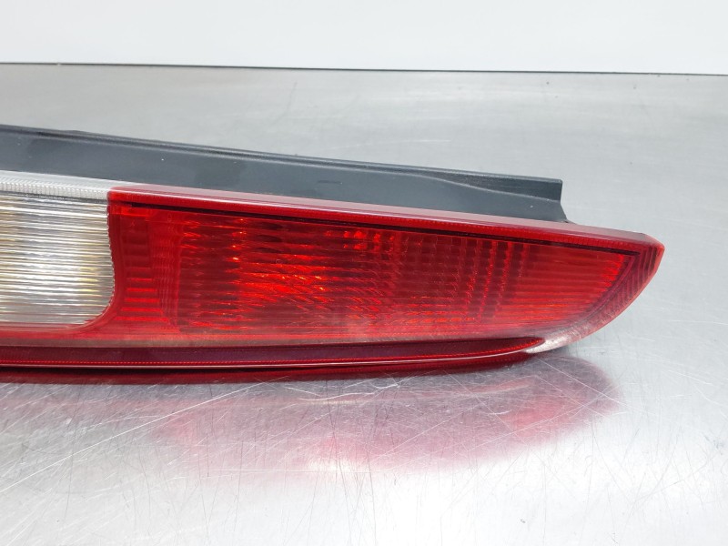 Recambio de piloto trasero derecho para ford c-max (dm2) 2.0 tdci referencia OEM IAM 1543051  