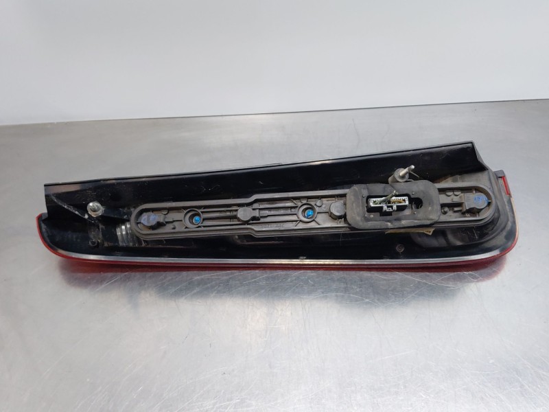 Recambio de piloto trasero derecho para ford c-max (dm2) 2.0 tdci referencia OEM IAM 1543051  