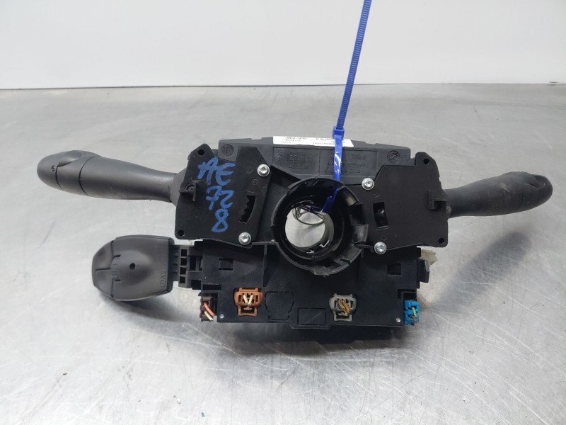 Recambio de mando multifuncion para peugeot 207/207+ (wa_, wc_) 1.4 hdi referencia OEM IAM 96630732XT  