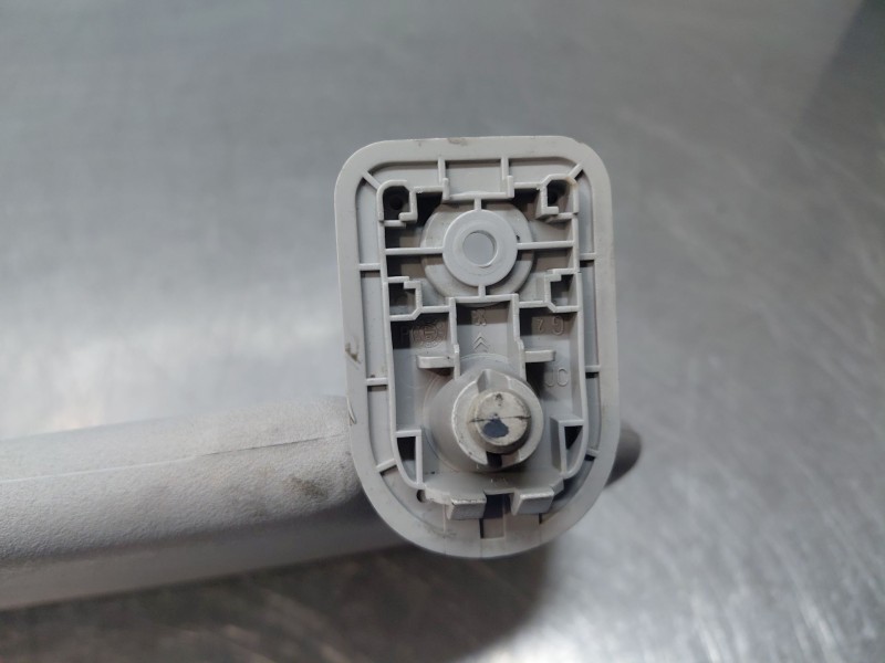 Recambio de parasol izquierdo para peugeot 207/207+ (wa_, wc_) 1.4 hdi referencia OEM IAM 16064158BJ  