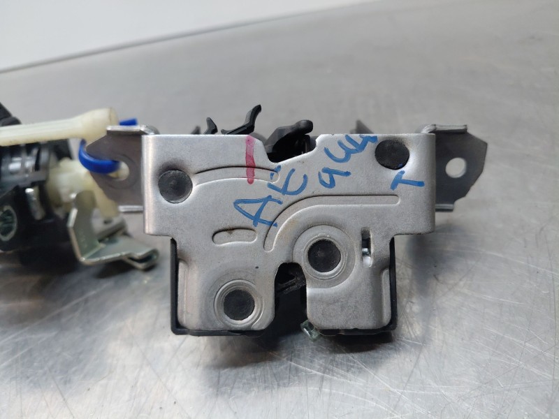 Recambio de cerradura maletero / porton para peugeot 108 1.0 vti 72 referencia OEM IAM B001057380  