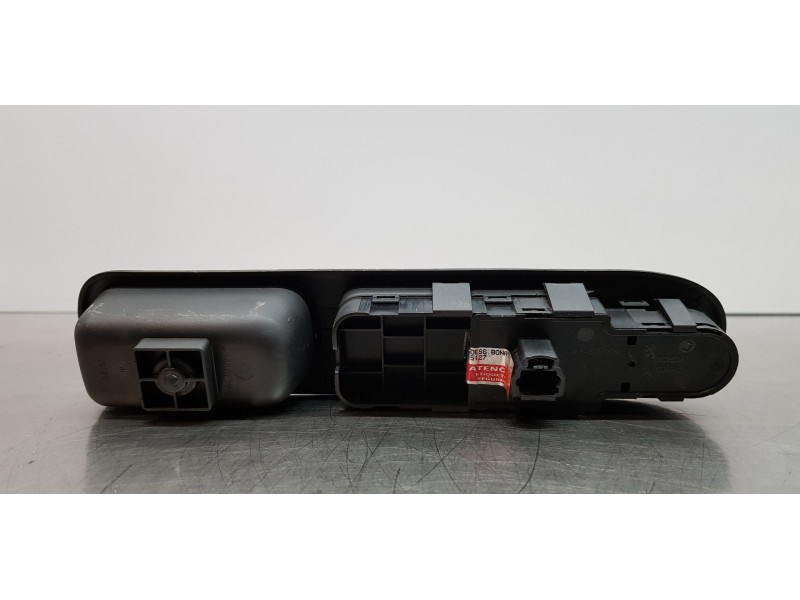 Recambio de mando elevalunas delantero izquierdo para peugeot 307 berlina (s2) x-line referencia OEM IAM 96351622XT   Recambio de mando elevalunas delantero izquierdo para peugeot 307 berlina (s2) x-line referencia OEM IAM 96351622XT