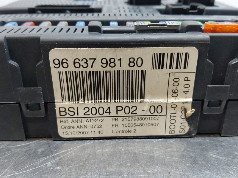 Recambio de caja reles / fusibles para peugeot 308 i (4a_, 4c_) 1.6 hdi referencia OEM IAM 9663798180  