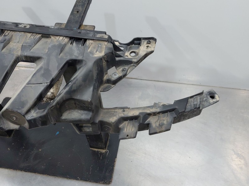 Recambio de travesaño superior para peugeot 308 i (4a_, 4c_) 1.6 hdi referencia OEM IAM 9680389077  
